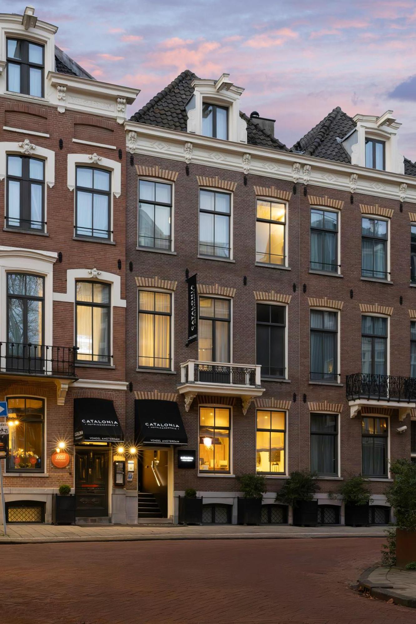 Catalonia Vondel Amsterdam Hotel Exterior photo